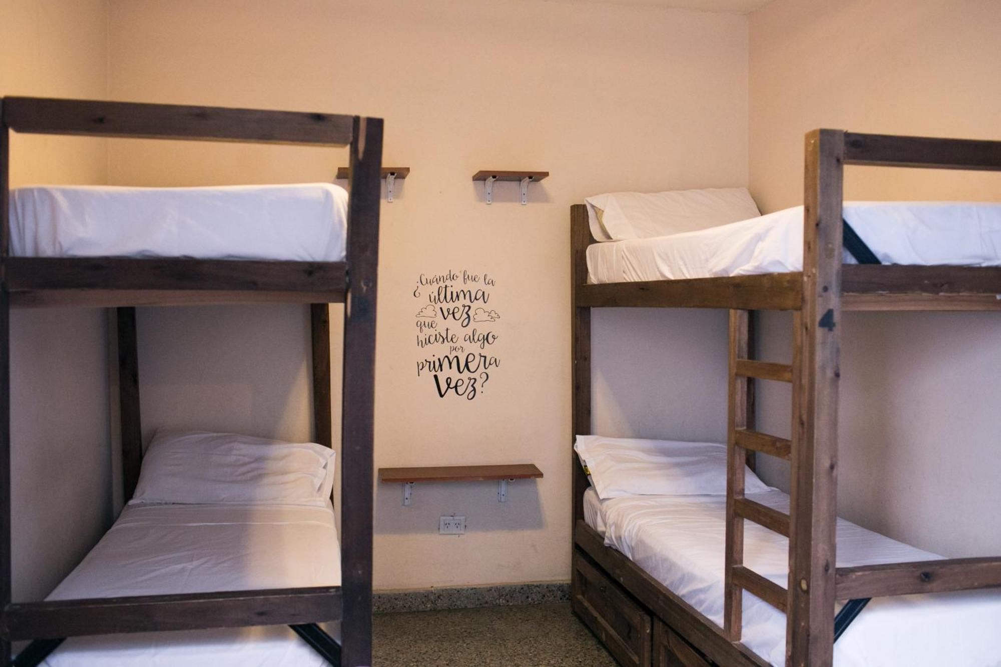 Single Bed 4-Bed Mixed Dormitory Room